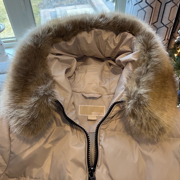 Beautiful, warm Michael Kors women’s winterr jackett size L - Picture 8 of 14